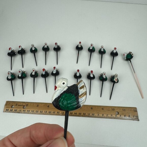 Vintage Thanksgiving Fall Autumn Plastic Turkey Cupcake Cake Toppers Hollow READ - Picture 1 of 15